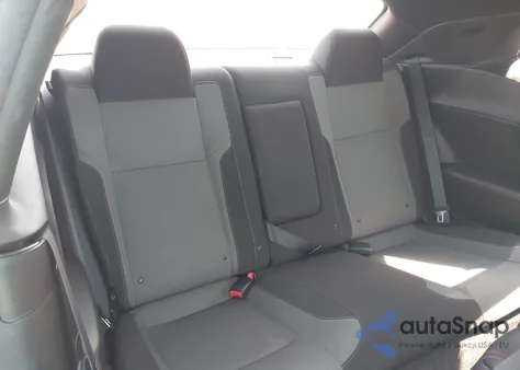 2016 Dodge Challenger Sxt z USA, uszkodzony, nr VIN 2C3CDZAG6GH137763